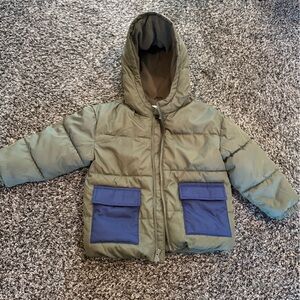 Old Navy Olive Green Hooded Puffer Jacket with Navy Pockets